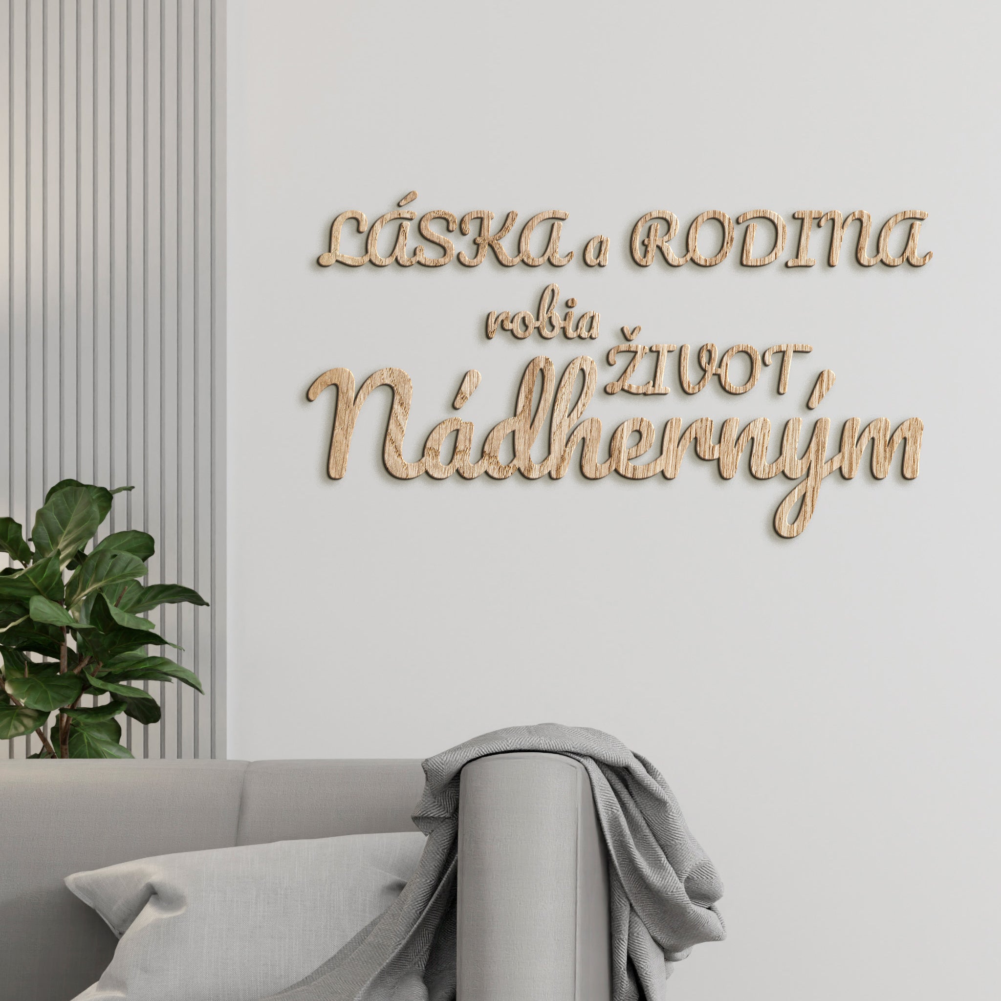 Drevený nápis Láska a rodina robia život nádherným