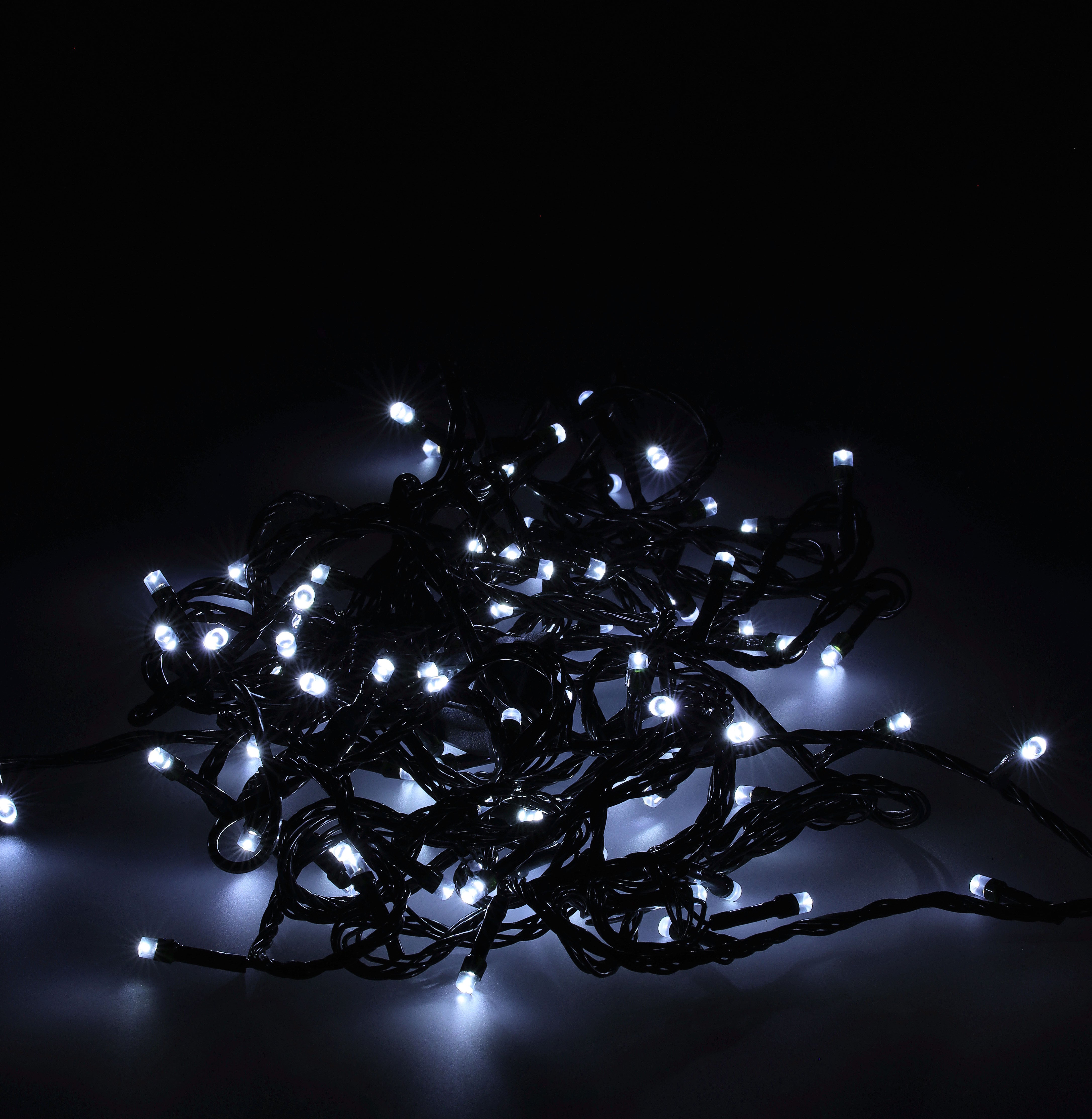 Vianočná LED reťaz - studená biela
