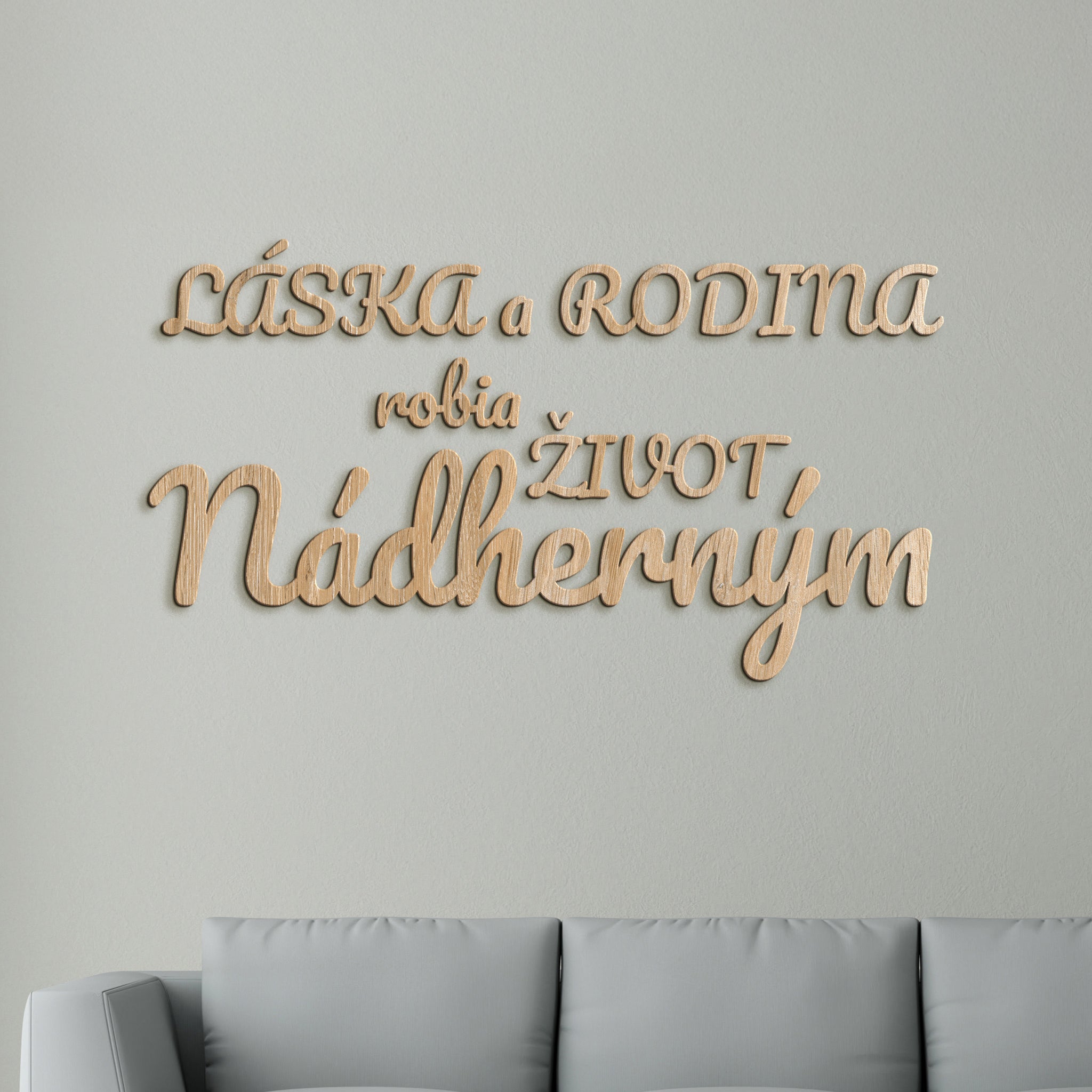 Drevený nápis Láska a rodina robia život nádherným