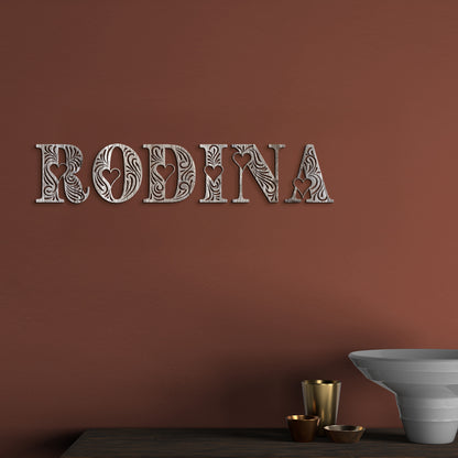 Drevený nápis RODINA